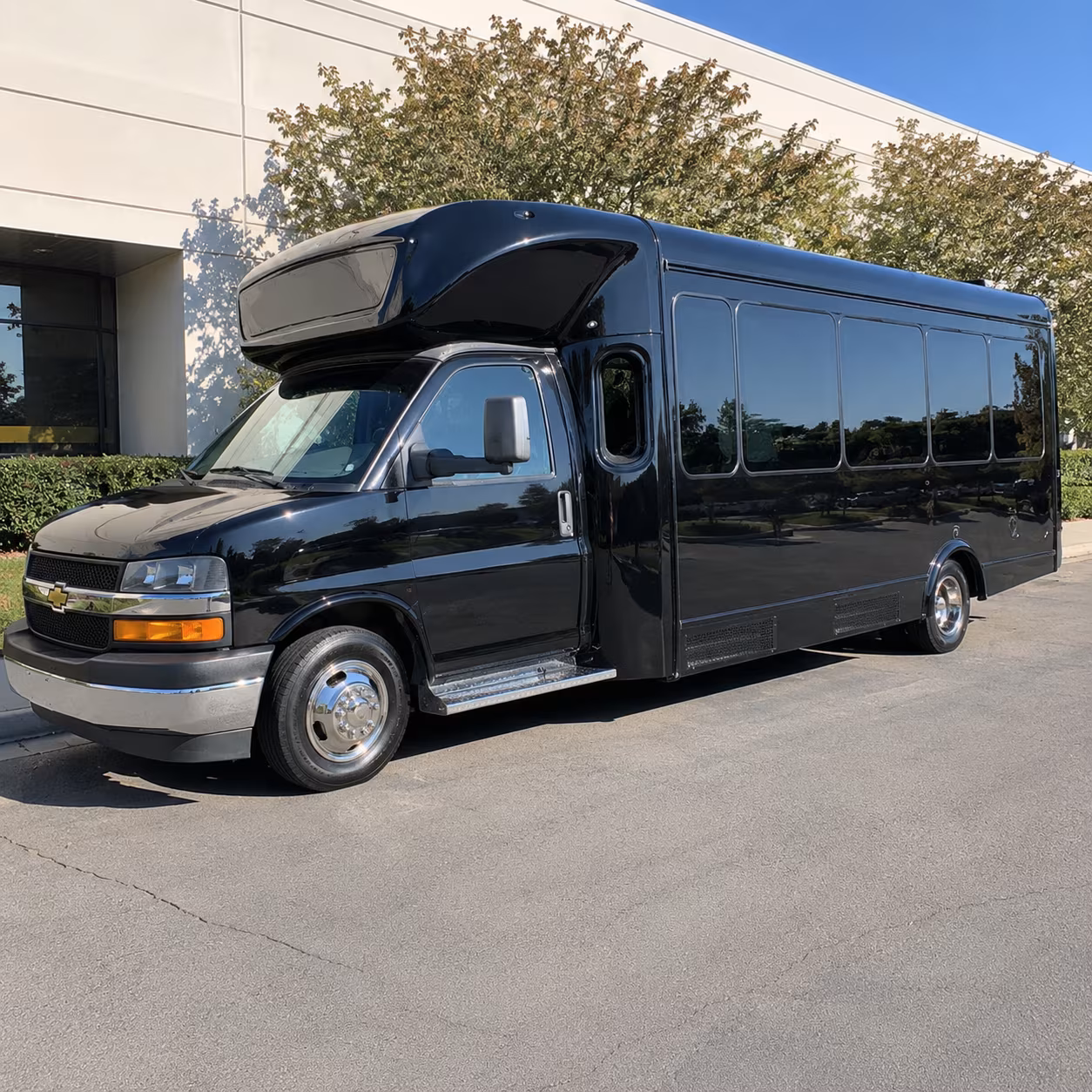 party bus rentals that make the ride to hard rock live part of the night